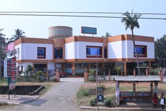 Hotel Kadambari Regency