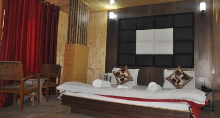 Hotel azad Room Type - Super Deluxe