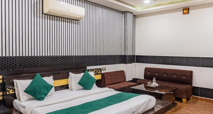 Hotel Apple Green Room Type - Executive Room With Bathtub