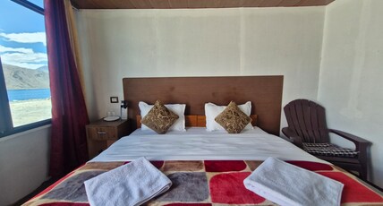 pangong rainbow cottage Room Type - Bedroom 2