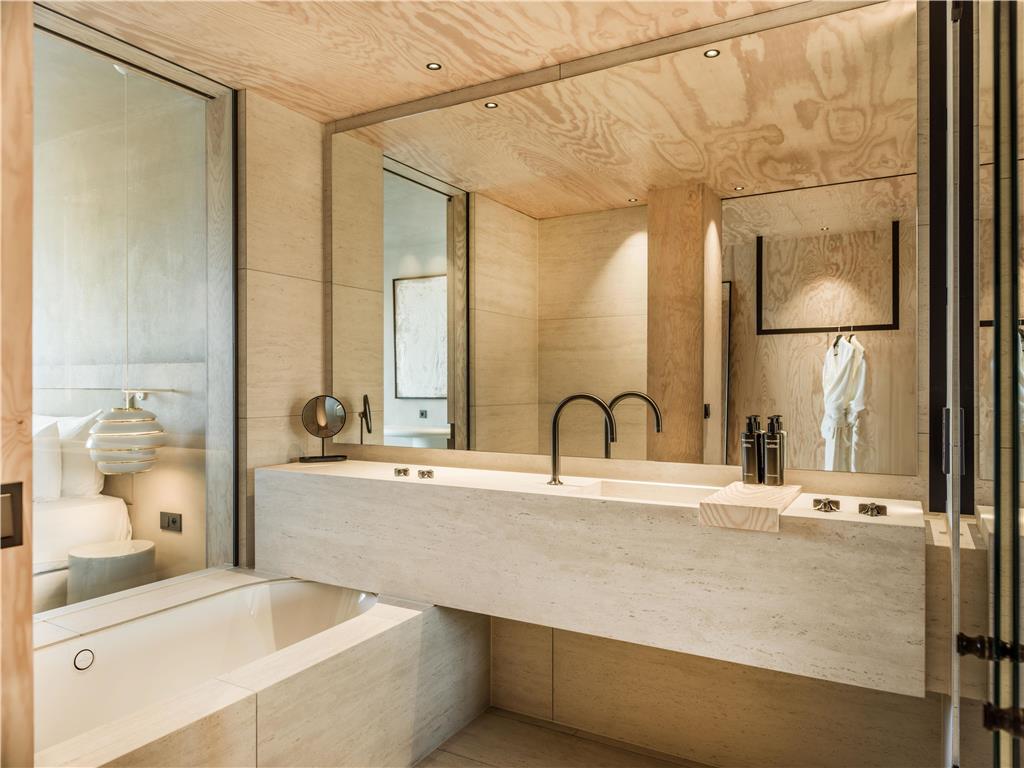 Radisson Collection Hotel, The National Brussels - Tap to explore photos