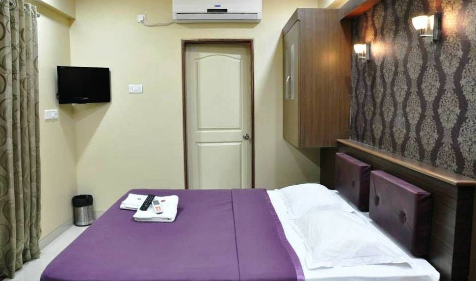 HOTEL ARYAA REGENCY - Tap to explore photos