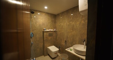 Hotel Saket Room Type - Economy Room