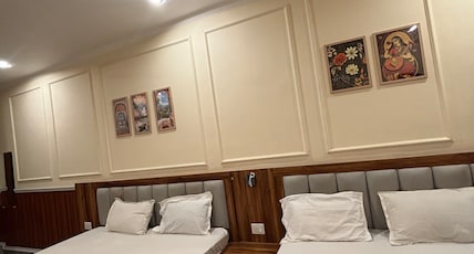 Lovkush Bhavan stay 100mtr - from Ramjanam bhumi Room Type - Deluxe four bed room - For 4 people