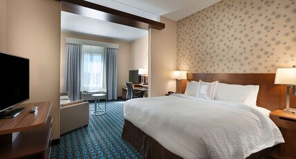 Home2 Suites by Hilton Charlotte Belmont, NC Room Type - 1KG MOB HR ACC TUB SUITE