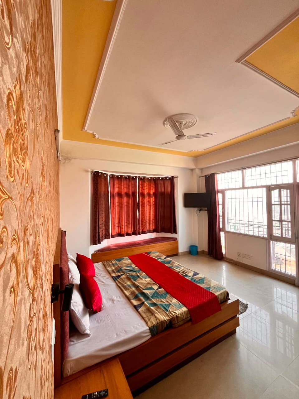 Matri chaya geust house - Tap to explore photos