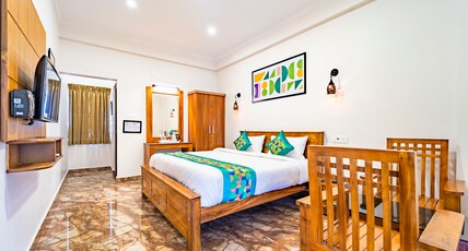 Treebo Lumino Crown, 850 Meters From Ooty Lake Room Type - Deluxe Family Room
