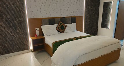 Hotel O A5 Blue Room Type - Classic