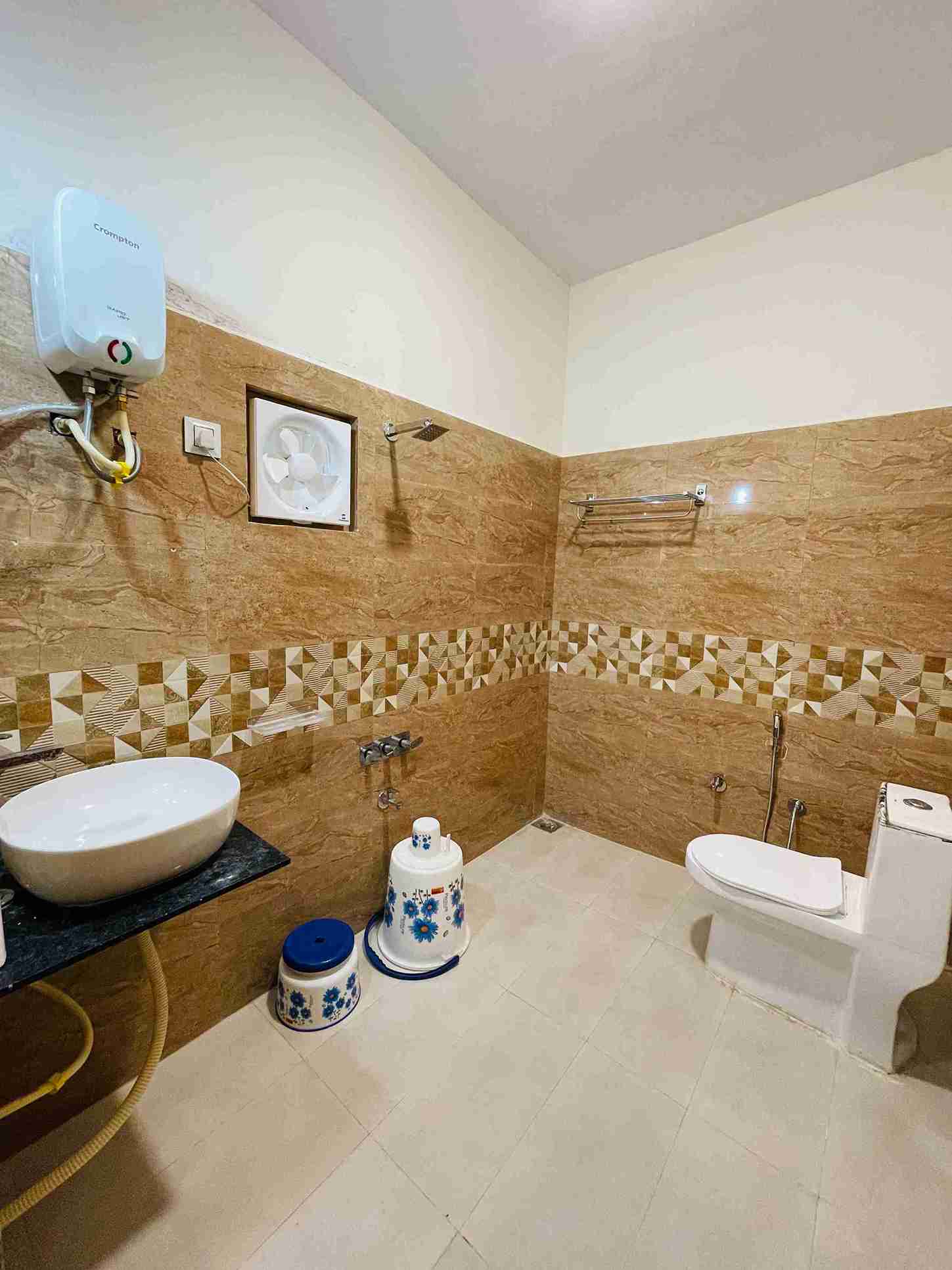 Gir Kesari Farm and Resort - Tap to explore photos