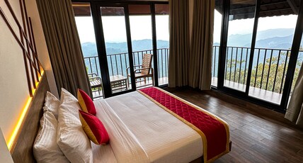 Kamal Misty Woods Munnar Room Type - Mystic Valley view room with balcony AC