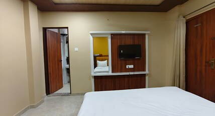 Hotel Ajmer Pride Room Type - Deluxe Room with Air Conditioning