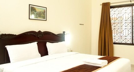 HOTEL PITAMBARA INN (50 Meters from Datia Railway Station Main Entry) Room Type - ELEGANT COSY BUDGET ROOM WITH CONJOINT BATHROOM