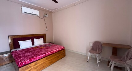 Sawariya Inn Guest House Room Type - Standard City View Room