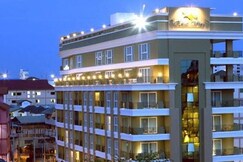 LK Royal Wing Hotel