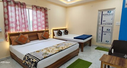 Sri rameshwaram paying guest House Room Type - Family Room Tripal bed With Ac