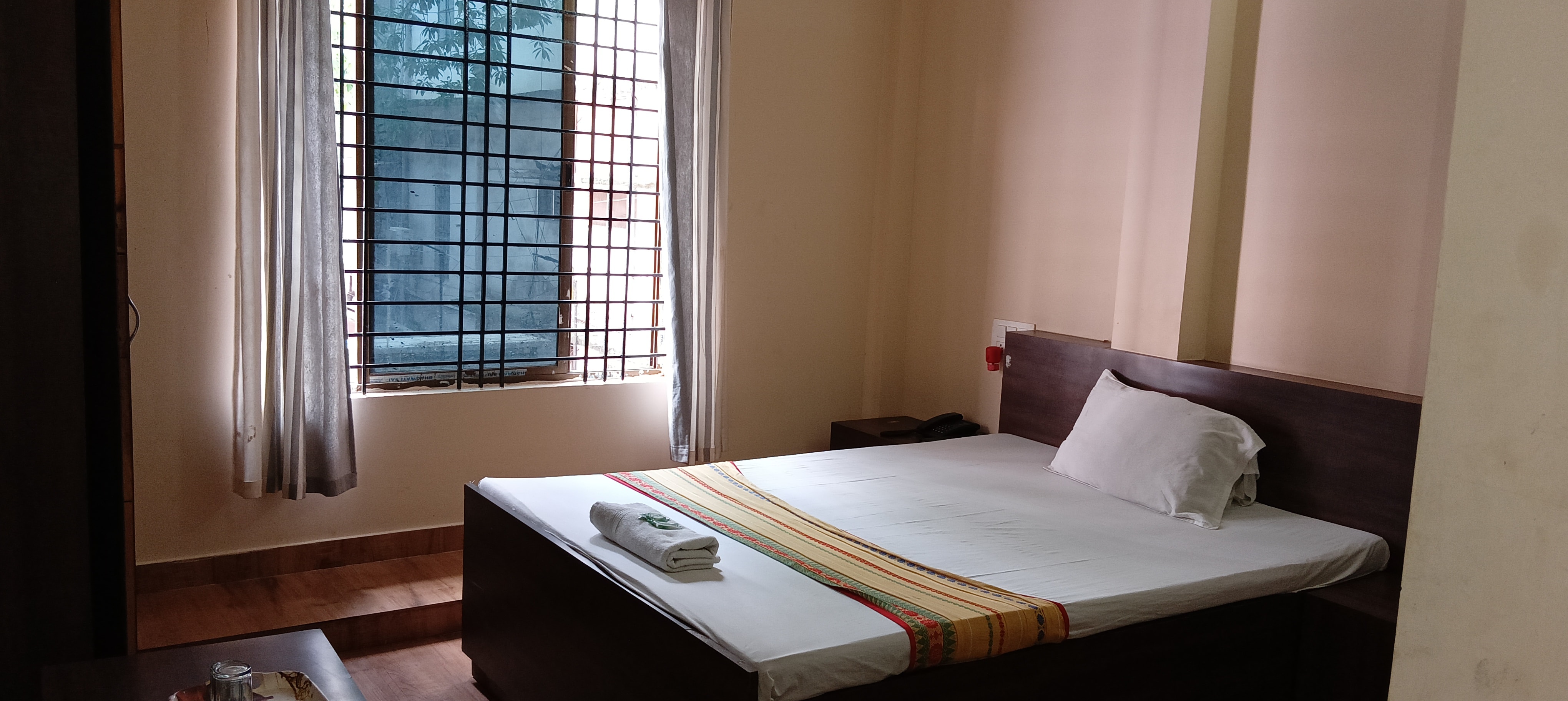 Hotel Tashi - Tap to explore photos