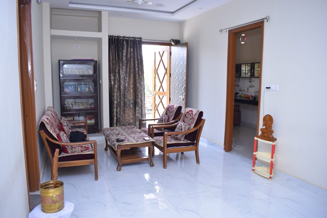 Govind Niwas Home Stay - Tap to explore photos