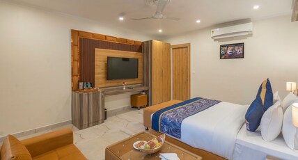 River Heritage Resort Room Type - Luxury Room with Garden View