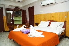 HOTEL NANDHA
