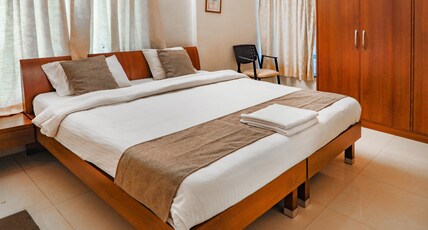 Hotel Eminent Room Type - Premium Room (Double or Twin Bed)