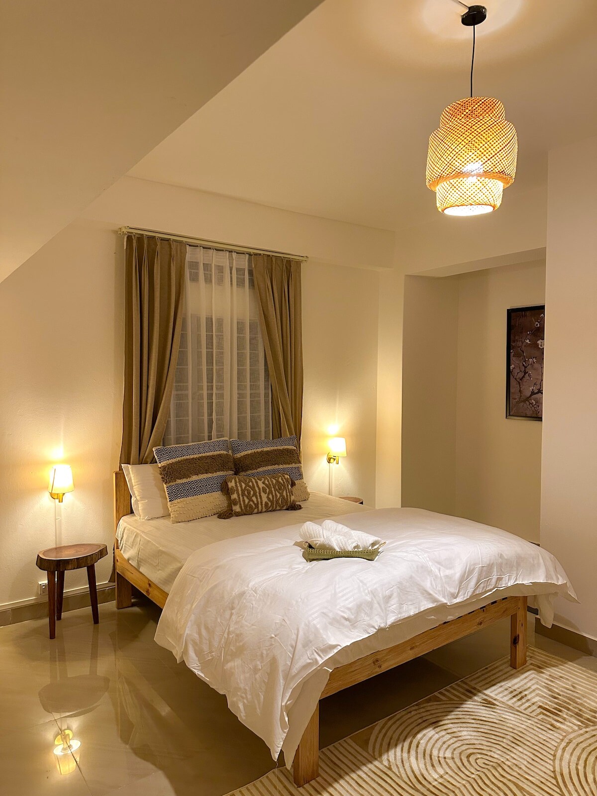 Niree - (02) 2BHK Private Apartment - Free Parking - Terrace access - Tap to explore photos