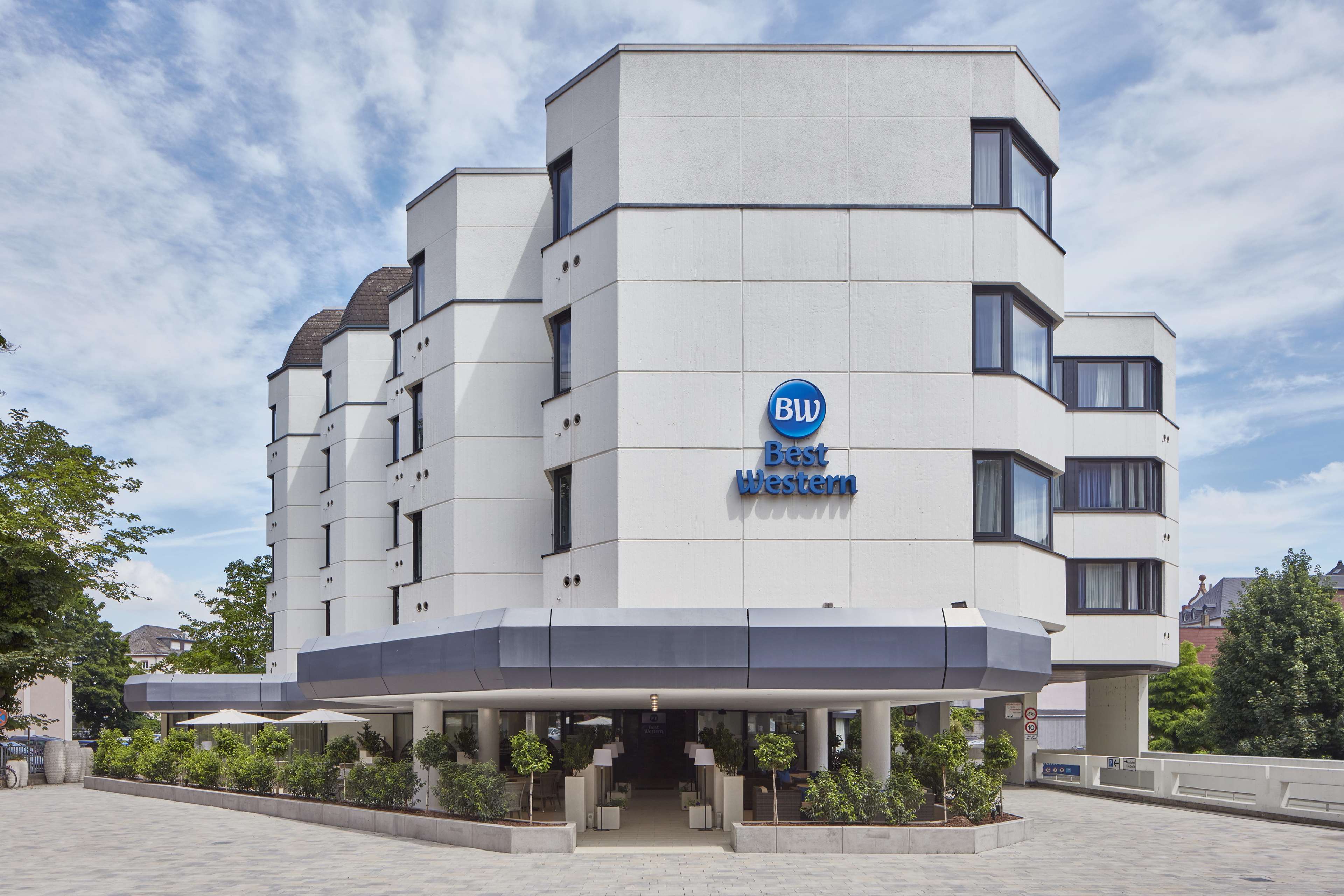 Best Western Hotel Trier City - Tap to explore photos