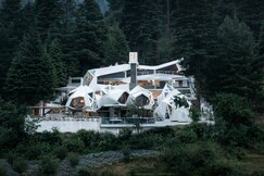 Tree of Life Eila Art Hotel, Manali