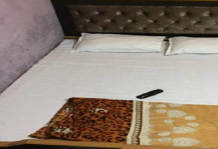 SBM Hotel - Tap to explore photos