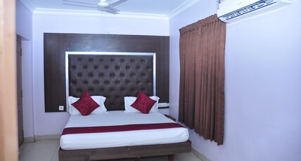 HOTEL NAMASKAR Room Type - Superior Room AC