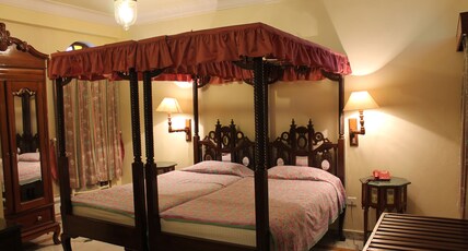 Hotel Madhuban Room Type - Super Deluxe Room