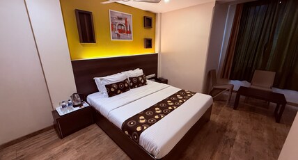 HOTEL ALKA RESIDENCY THANE Room Type - Deluxe A/C  Room