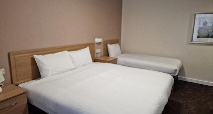 Britannia Hotel Birmingham Room Type - Standard Triple Room