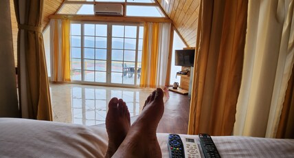 The Brownstone Resort Room Type - Grand Family Villa With Mountains And Valley Lake View