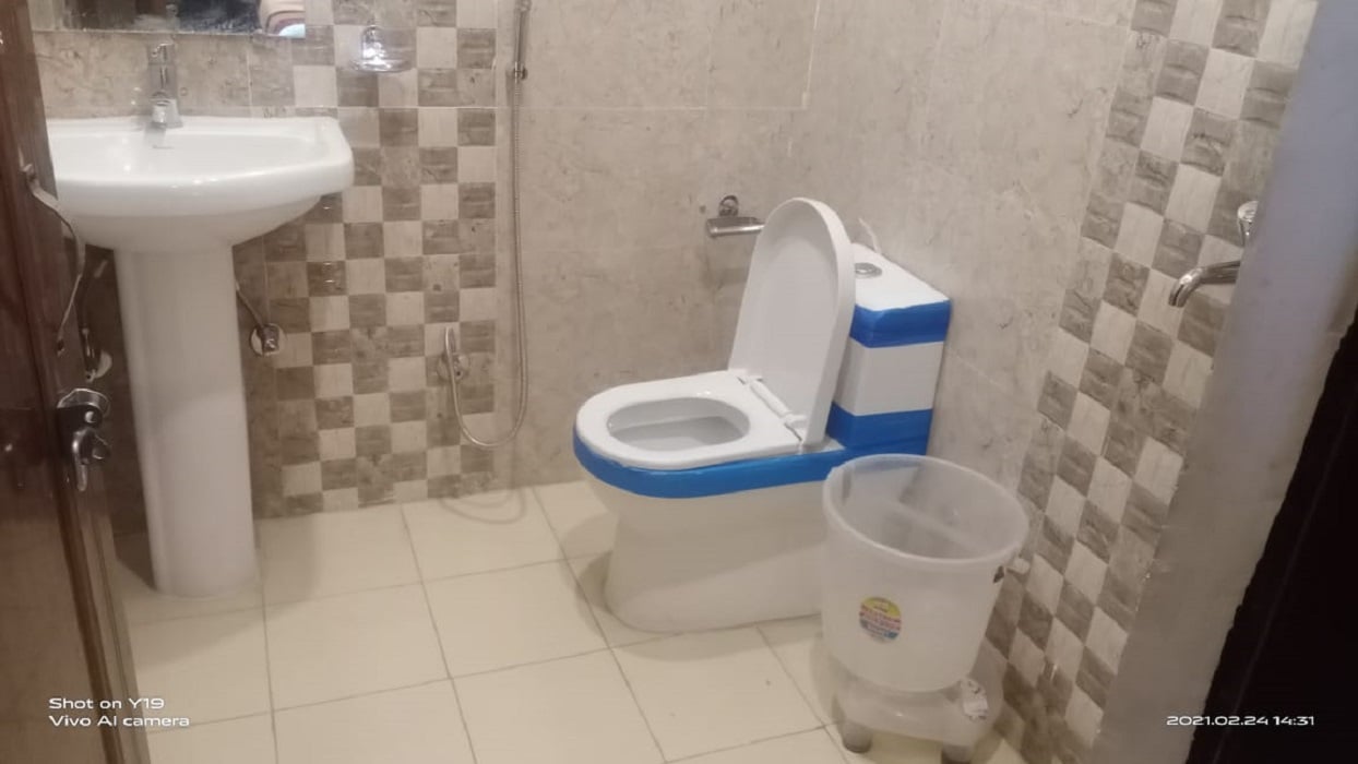 Hotel Amishi Near Shantikunj Haridwar - Tap to explore photos