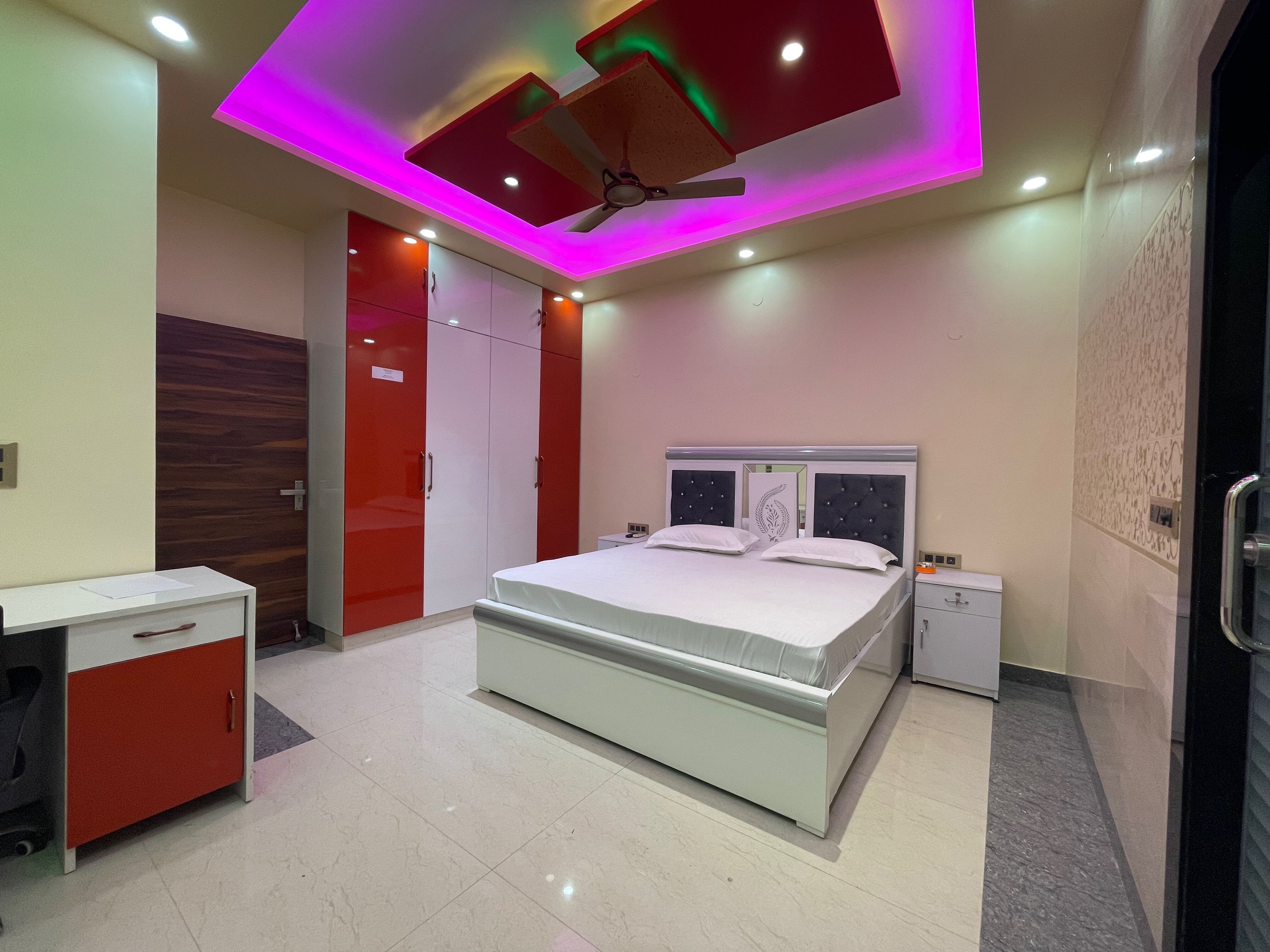 Hotel O Sangam - Tap to explore photos