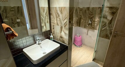 HighRise Heaven | Luxury 2BHK | M3M One Key Room Type - Highrise Suite 16th Floor with 290 Degree View