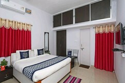 Hotel Aditya Palace