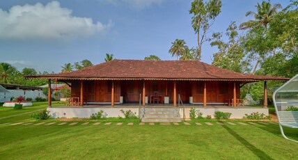 Deshadan's Tarangi Beach Pool Villas Room Type - Premium Room