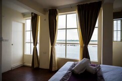 Hues Of Varanasi | By the Ganges