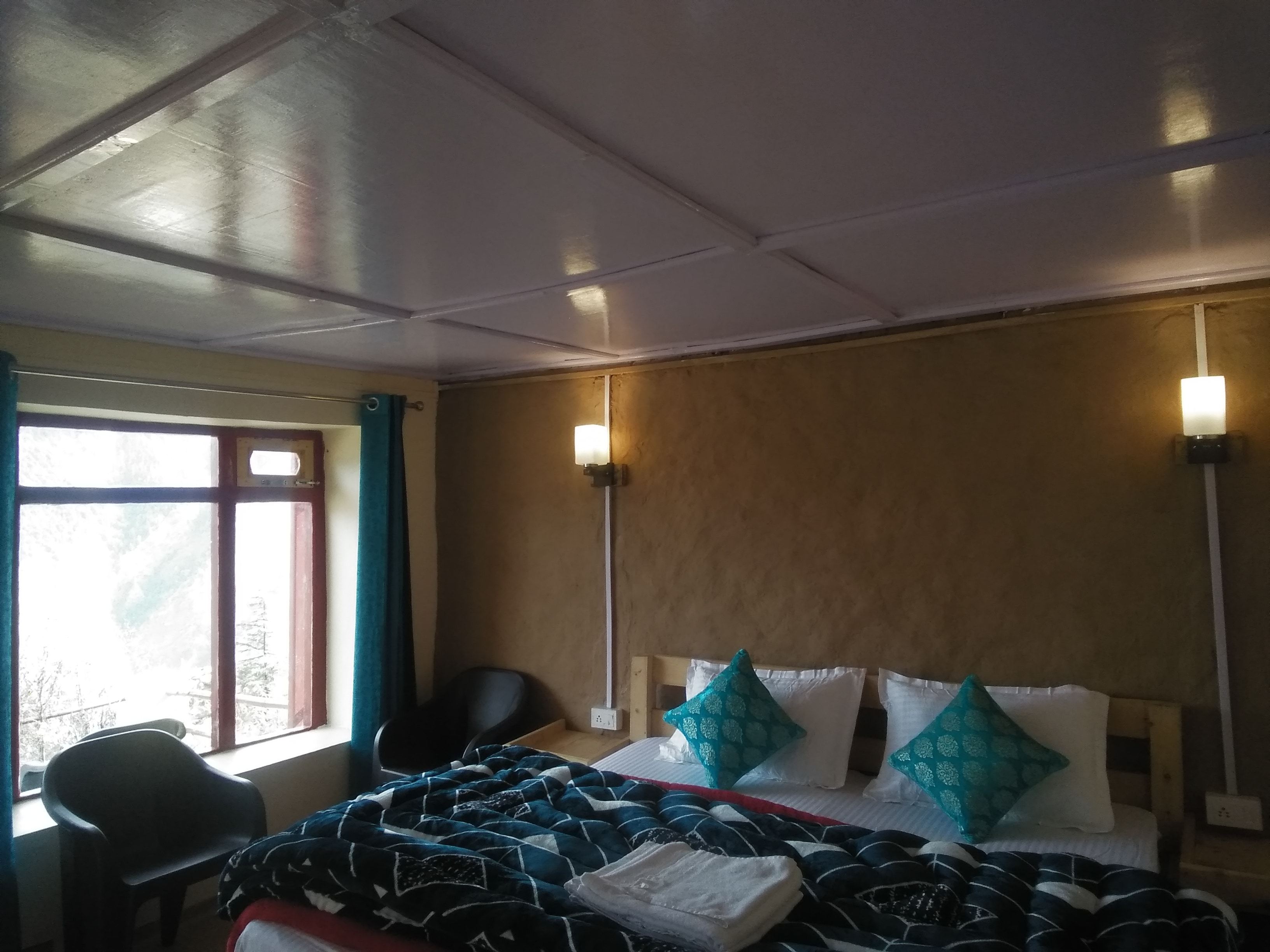 Raithal Retreat - Tap to explore photos