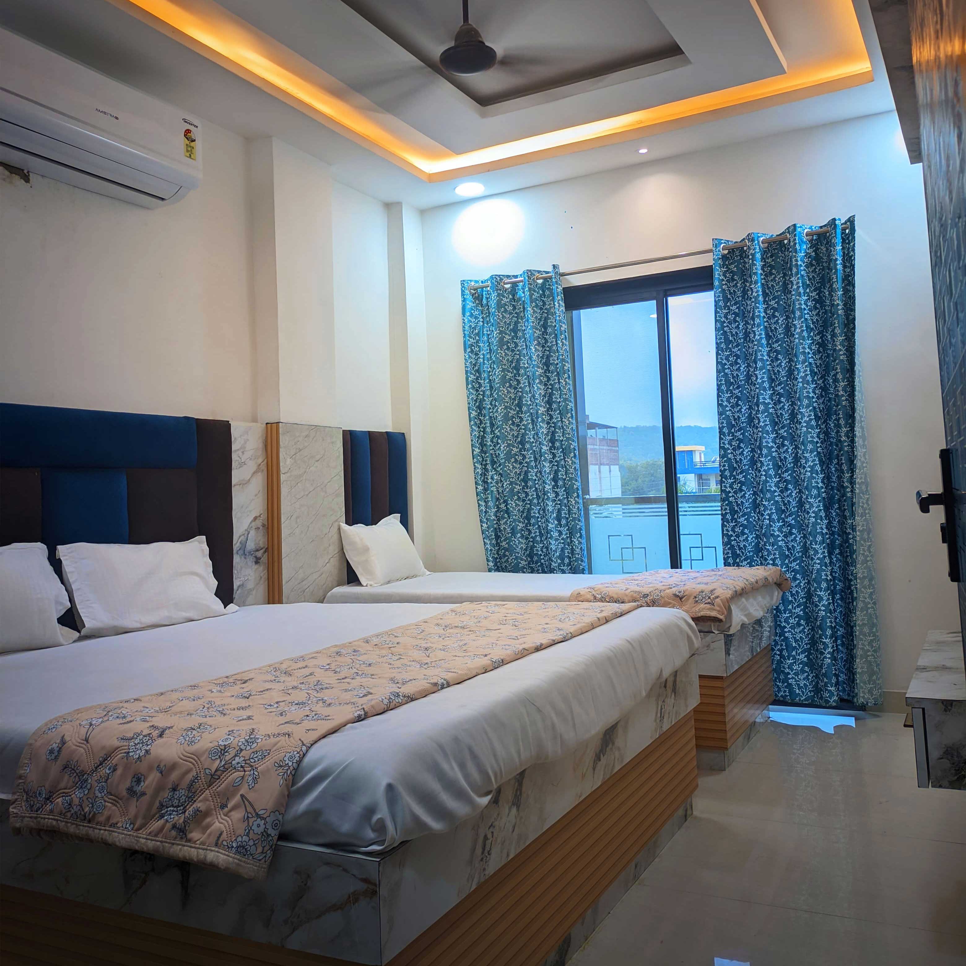 Hotel Moad Mudgal Palace - Tap to explore photos