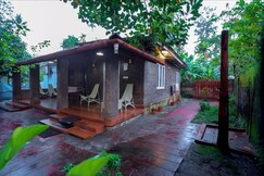 Michael Sanjohns Beach Villa