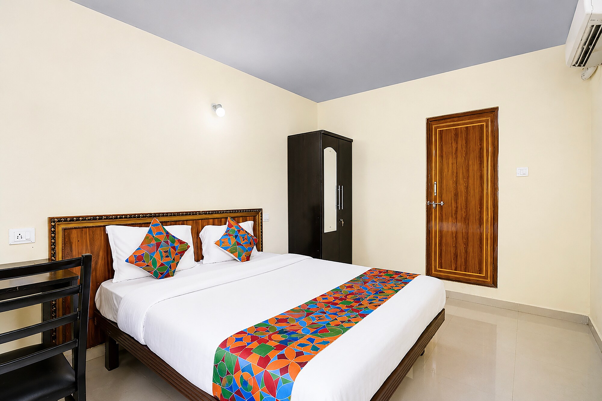 FabHotel Avshree Crown Beach Stay - Tap to explore photos