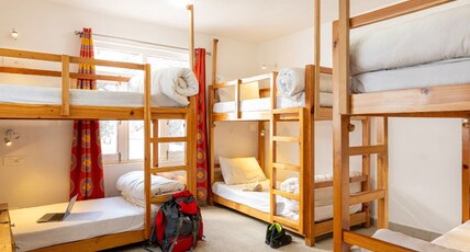 Moustache Koksar Luxuria, Sissu Room Type - 6 Bed Mixed Dorm