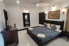 The Fateh Hotel by Le Pension Stays