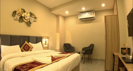 Mahadev Mansion Room Type - Premium Room