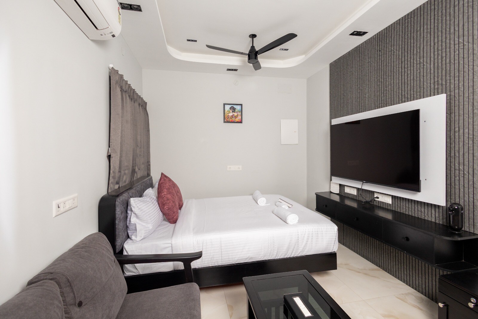 Coral Shelters LUXE Service Apartments Kochadai Madurai - Tap to explore photos