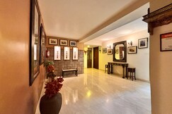 Ratnawali A Vegetarian Heritage Hotel