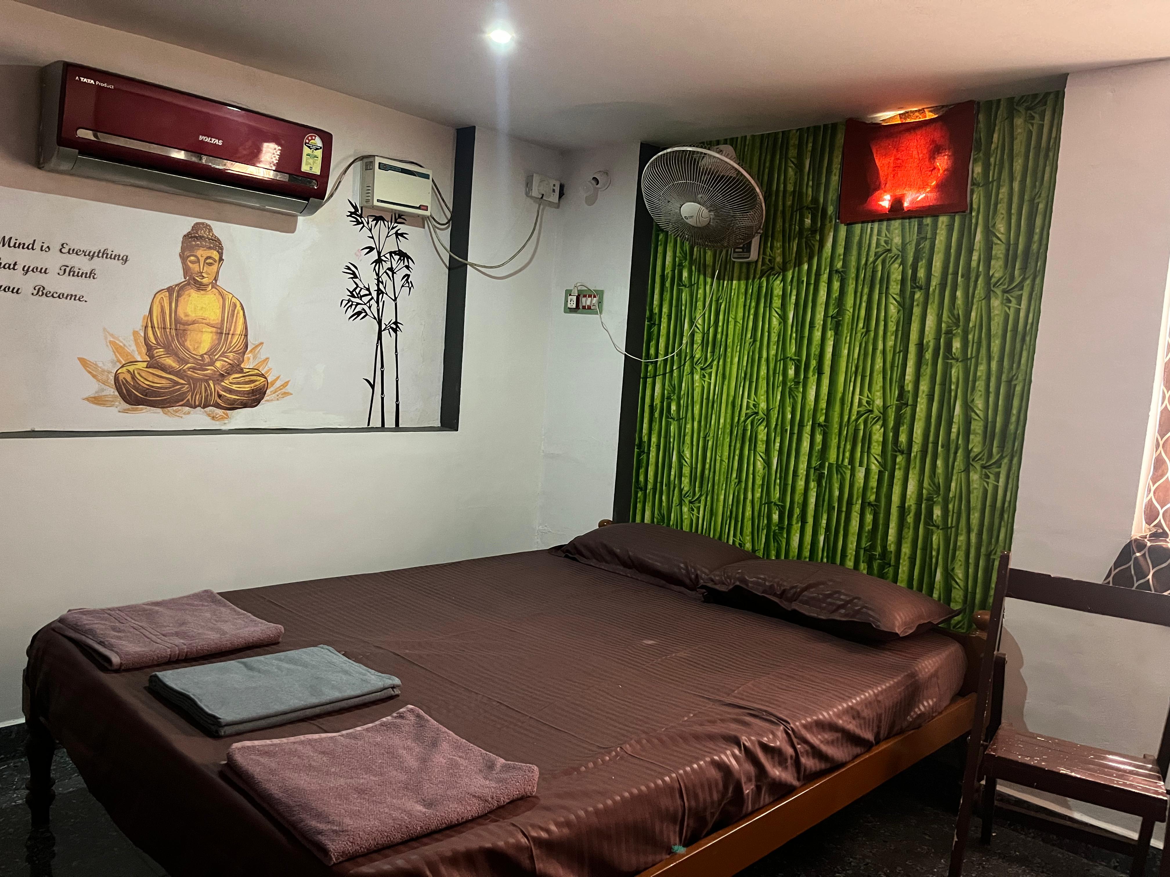 L Amour Homestay - Tap to explore photos