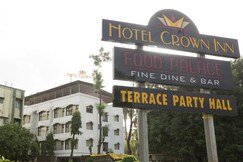 Hotel Crown Inn